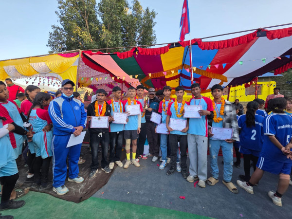 प्रसुन्नालाई ‘युके ब्युटी एण्ड ब्रेन’ को तेस्रो उपाधि